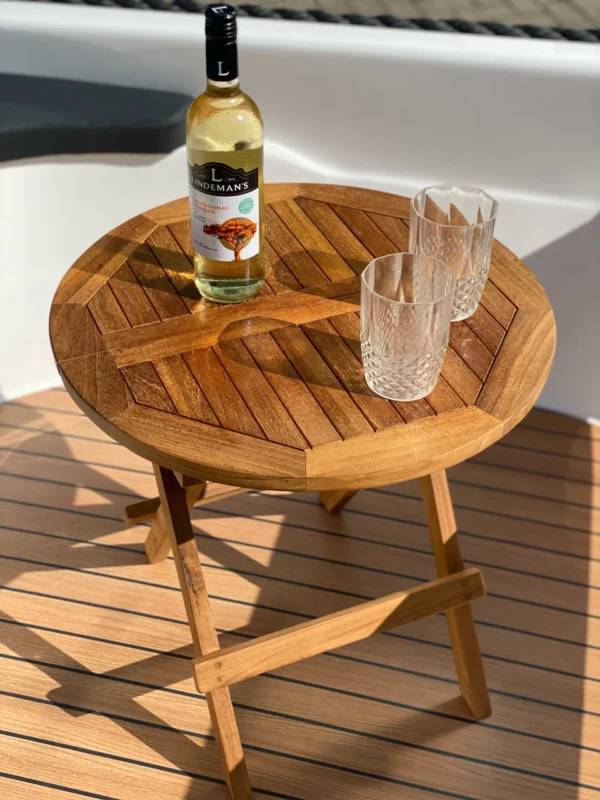 Inklapbare wijntafel