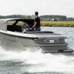 OUD HUIJZER 650 tender