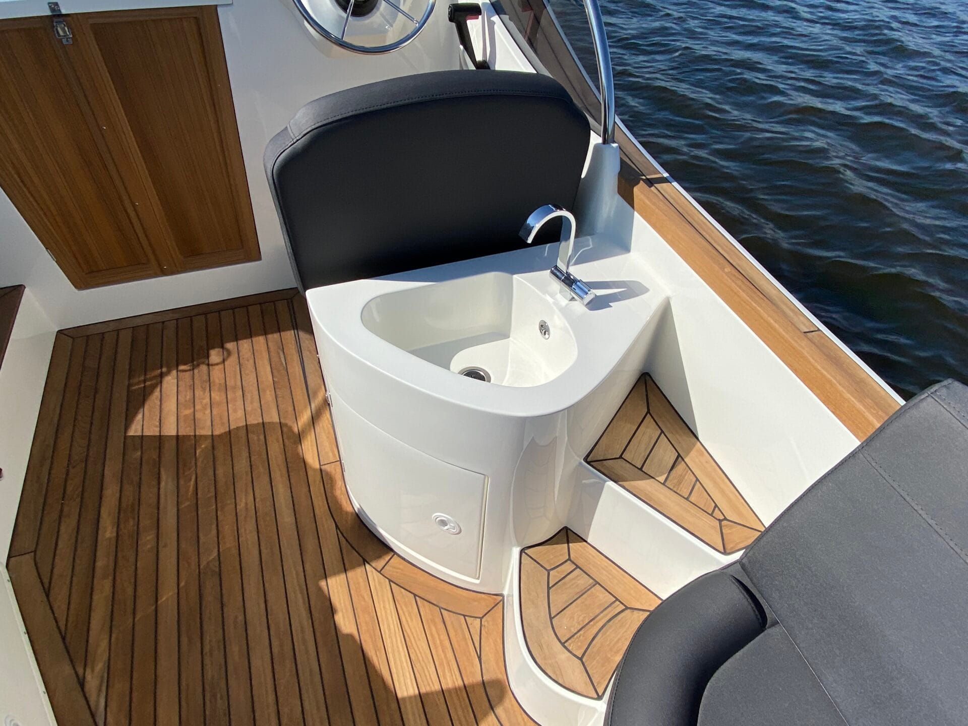 Oud Huijzer 700 Cabine