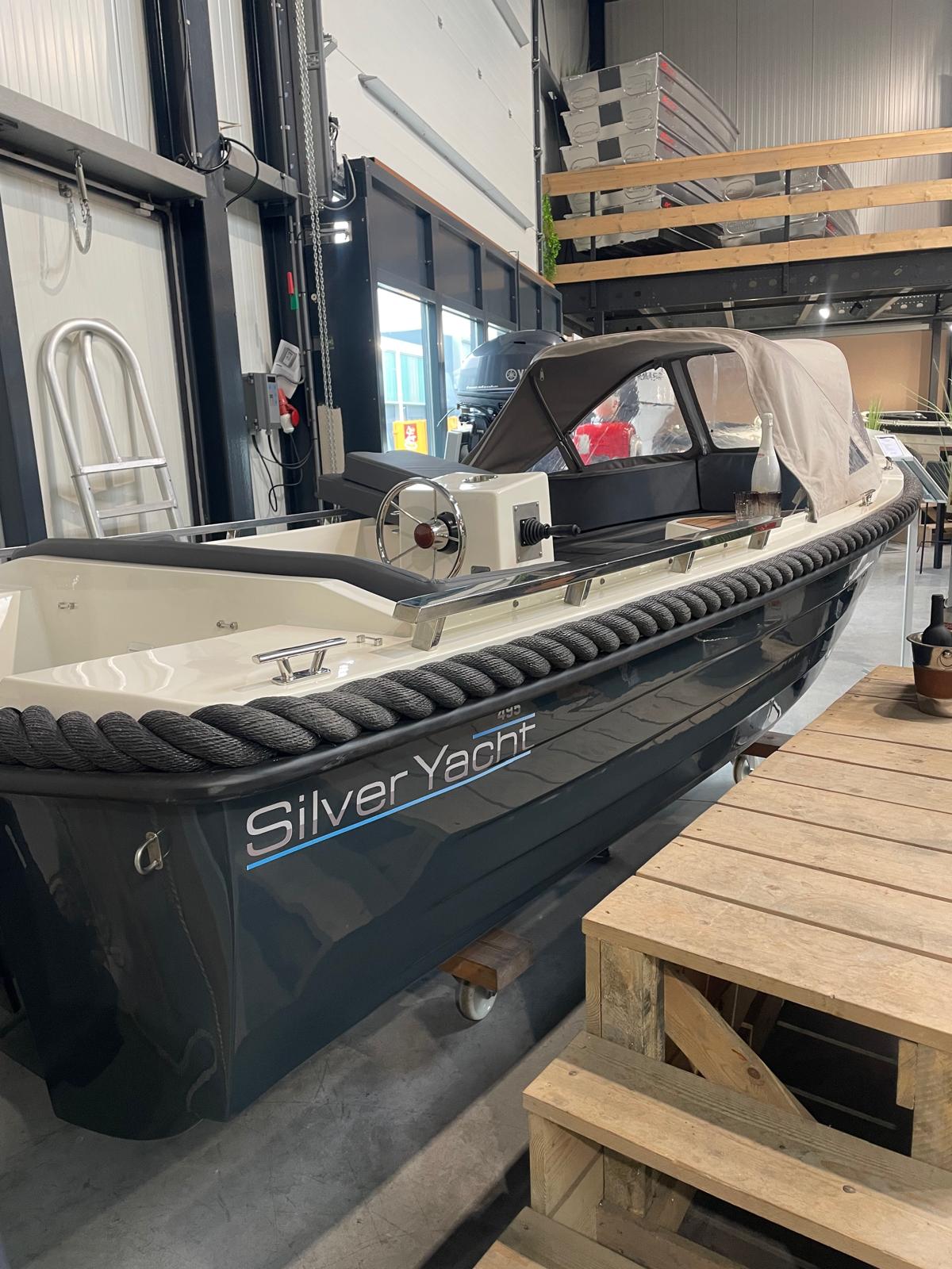 SilverYacht 495 – Powerlit 9pk elektrische motor – Buiskap