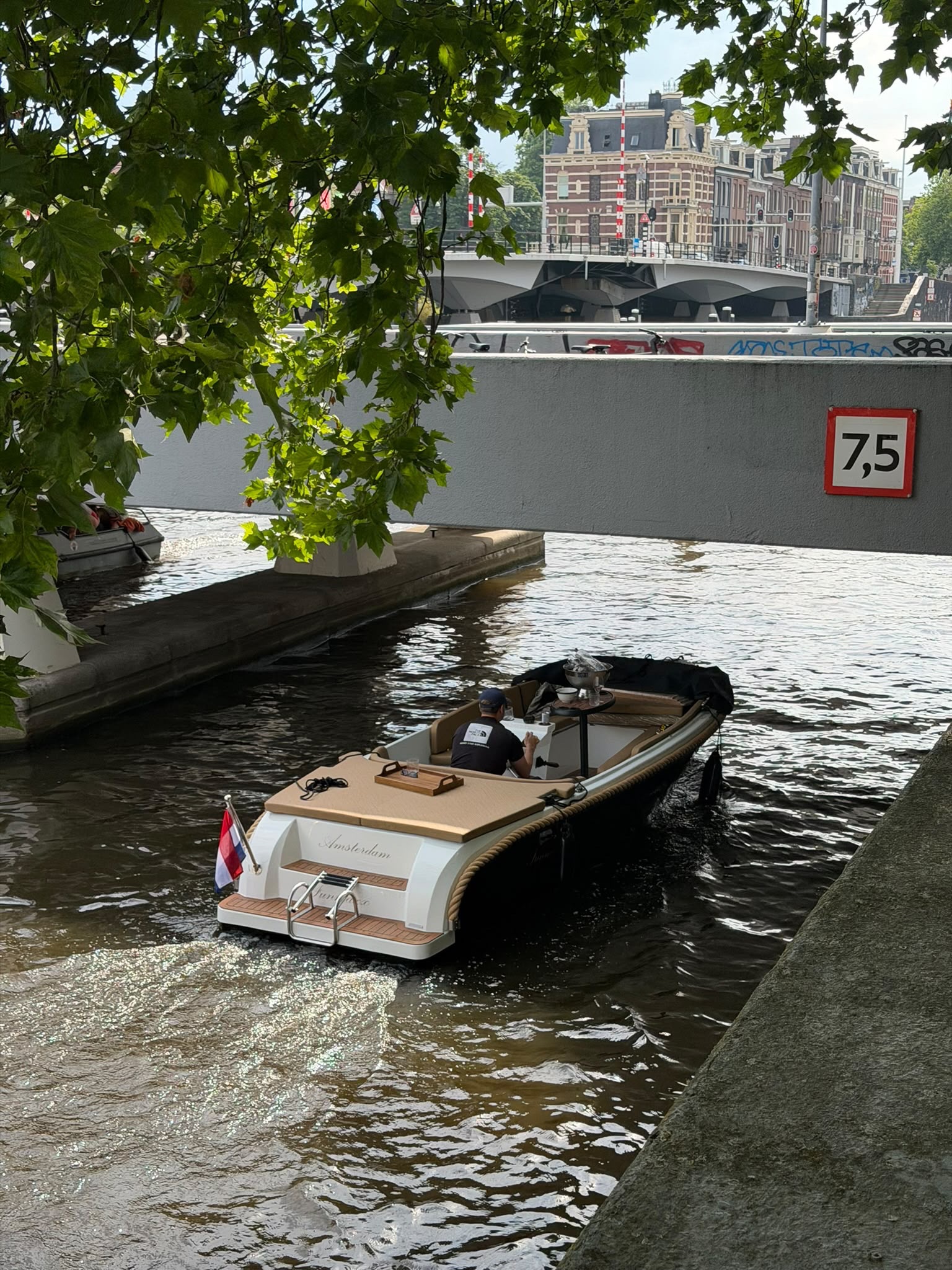 Elegance 590 Tender sloep
