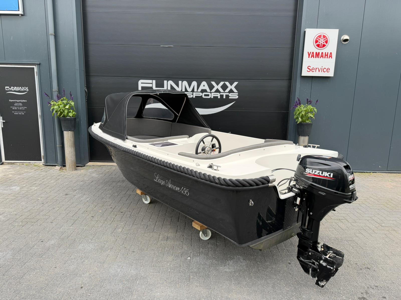 Lago Amore 495 – Suzuki 9.9 EFI – Buiskap