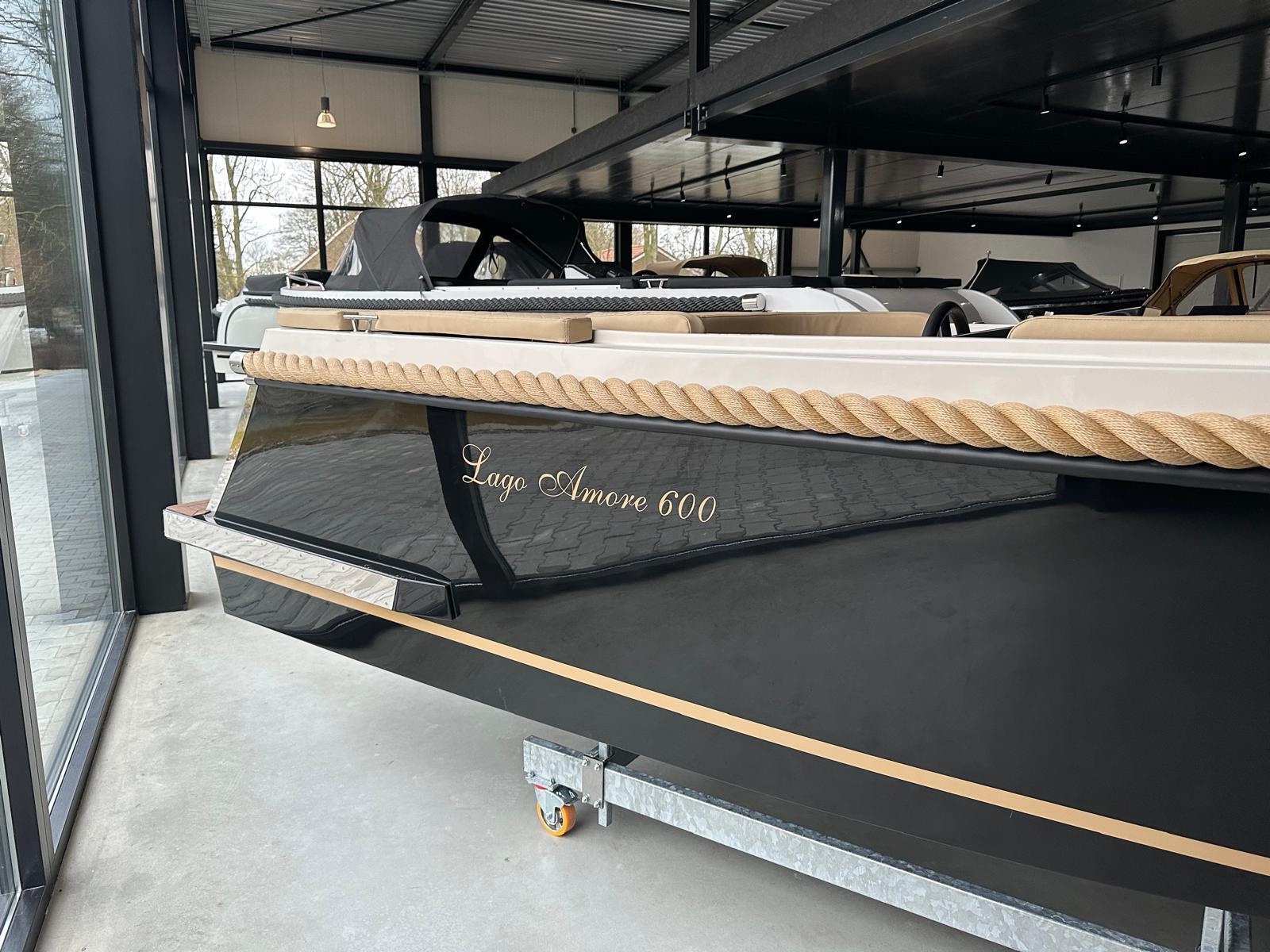 Lago Amore 600 Tender - Suzuki 30pk - Buiskap - Afbeelding 8