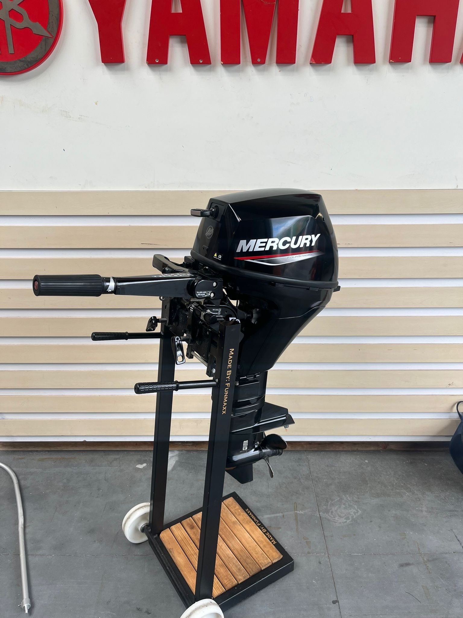 Mercury 9.9pk kortstaart – Knuppel bestuurd