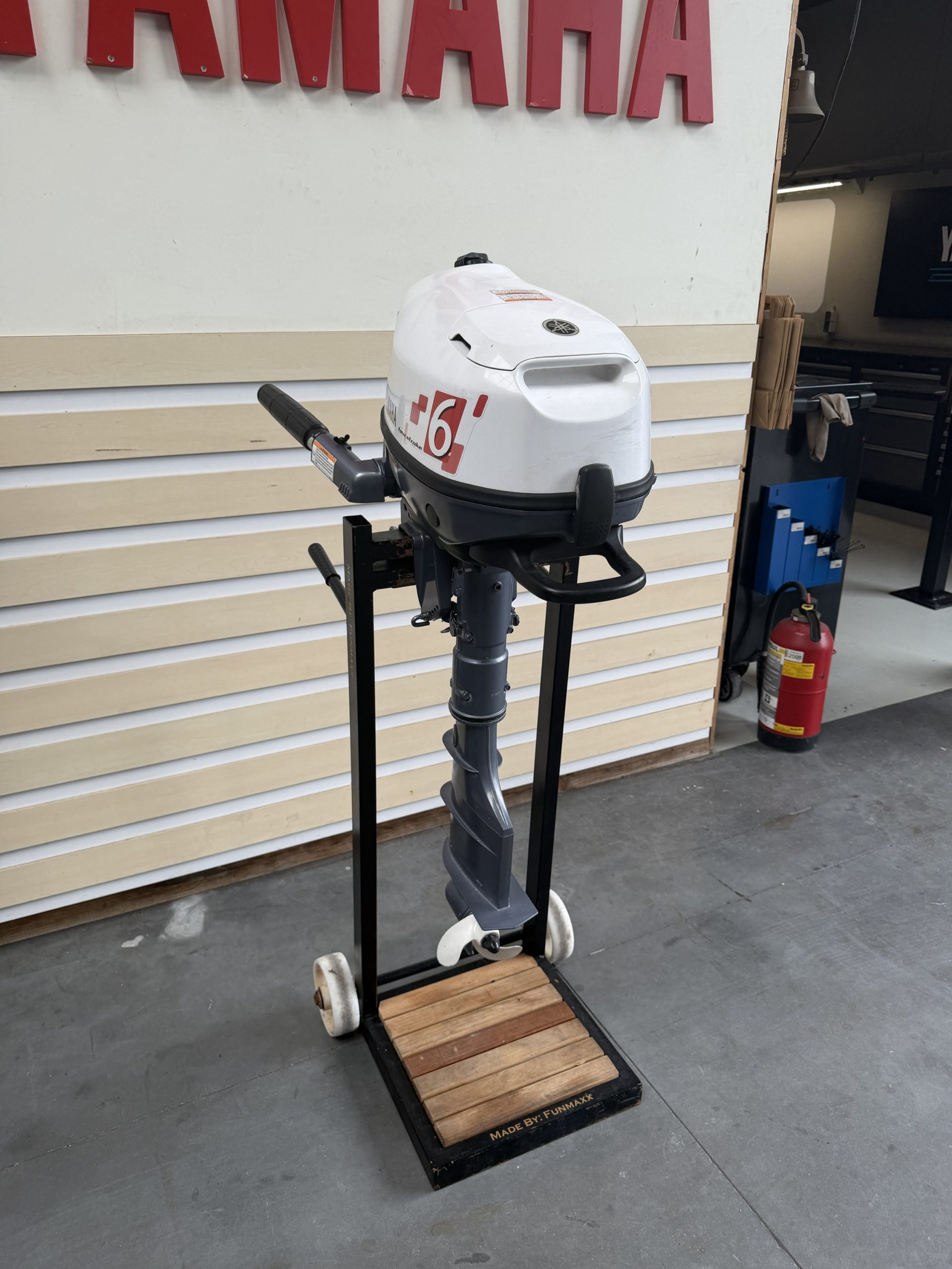 Yamaha 6pk langstaart – Knuppel bestuurd